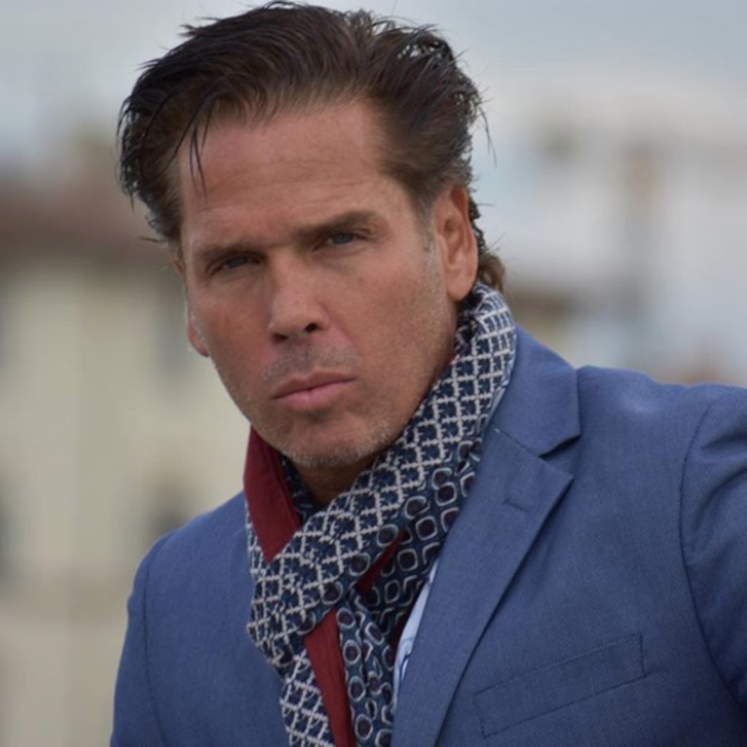 Roberto Palazuelos Conto El Lado Oscuro De Luis Miguel Que La Serie No Muestra E Online Latino Ar
